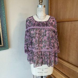 NWT Max Studio Mauve Floral Top With Bell Sleeves and Lining New With Tag